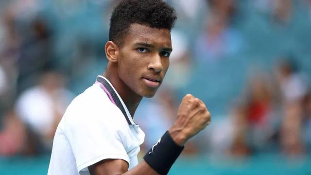 在每一次决 在每一次决