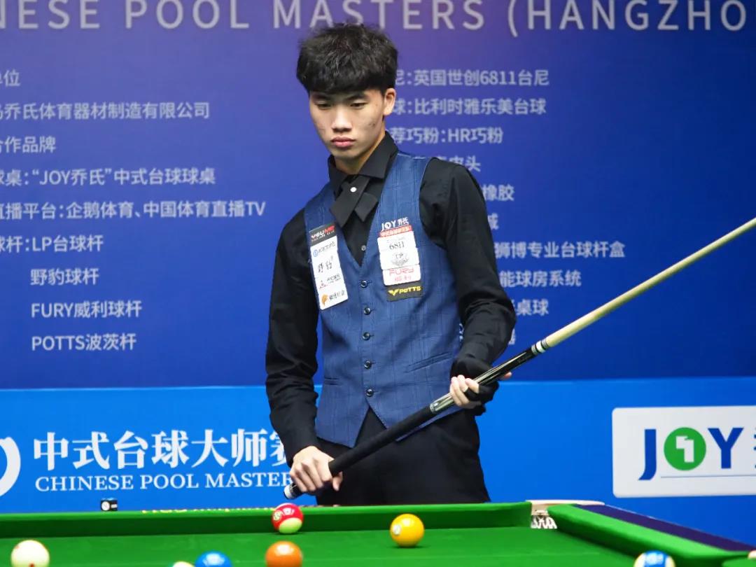 发球站位与 发球站位与